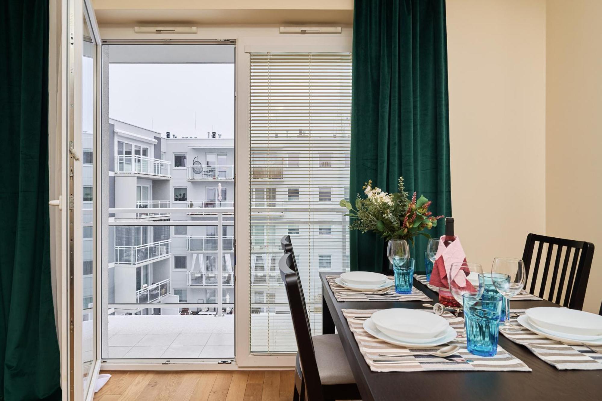 Wroclaw Rose Apartments By Noclegi Renters Exterior photo